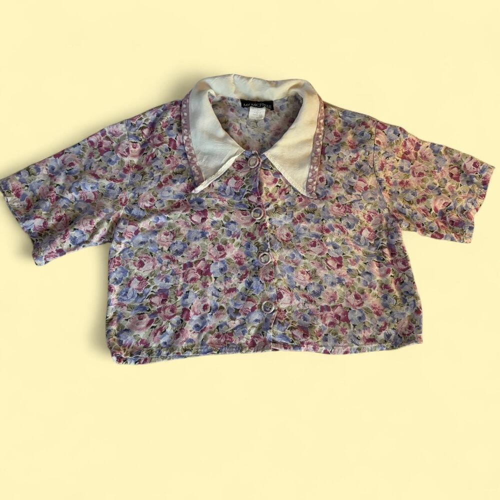 Vintage Floral Crop Button-Up w/ White Collar